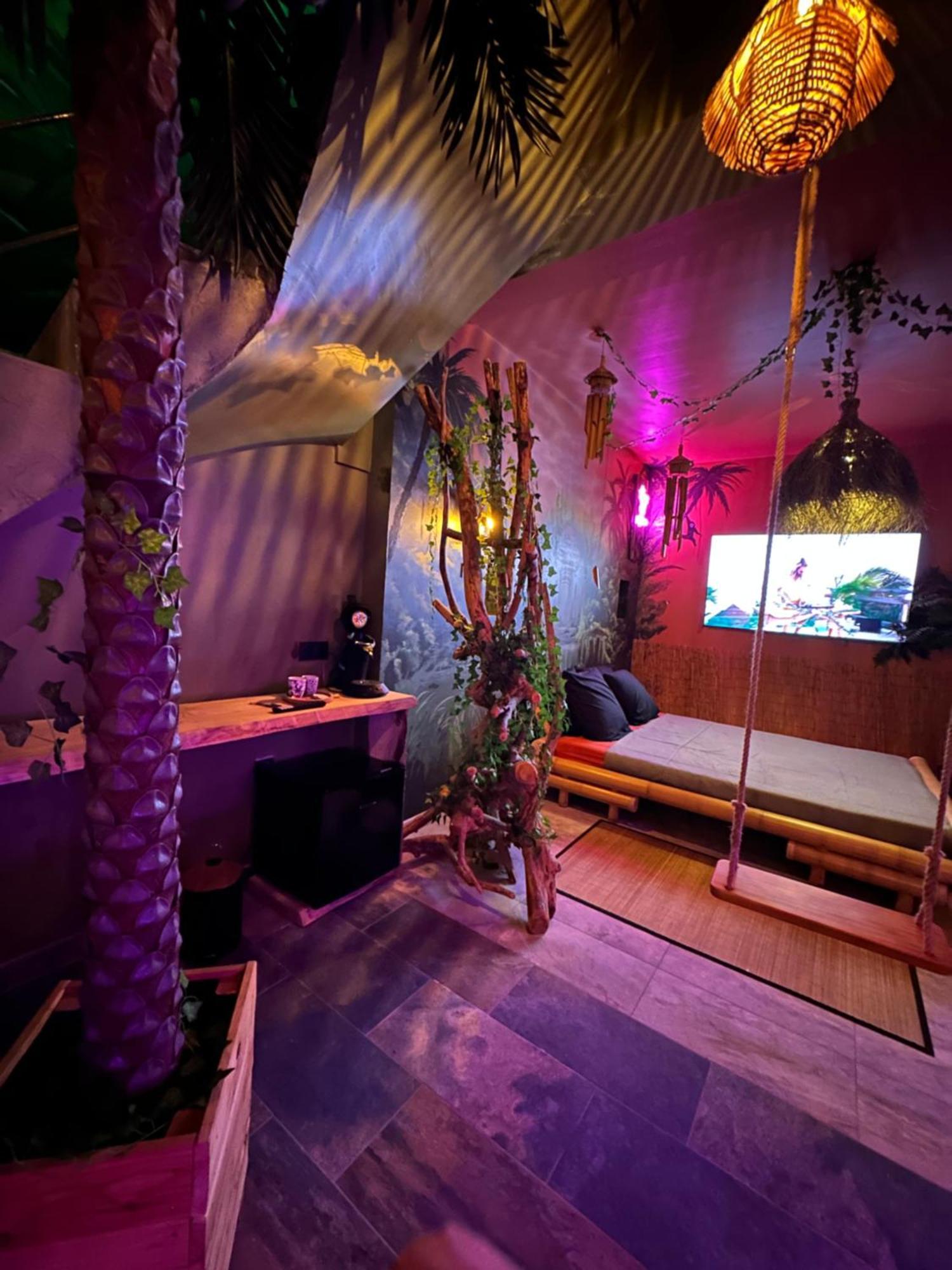 ダンケルク Jungle Spa Bed & Breakfast エクステリア 写真